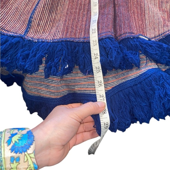 Vintage Classic Creations California Boho western Fringe Knit Poncho shawl Blue - Picture 11 of 11